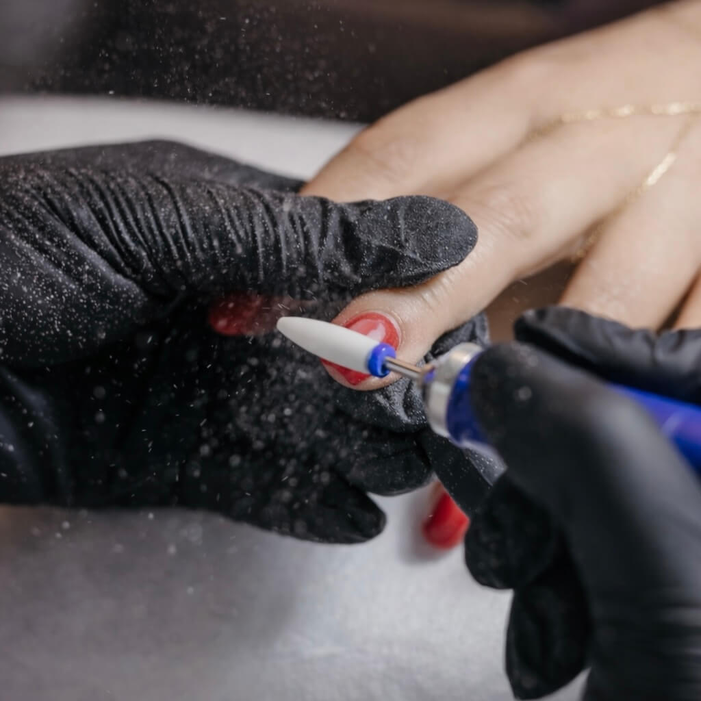 Gel polish removal service in Aventura
