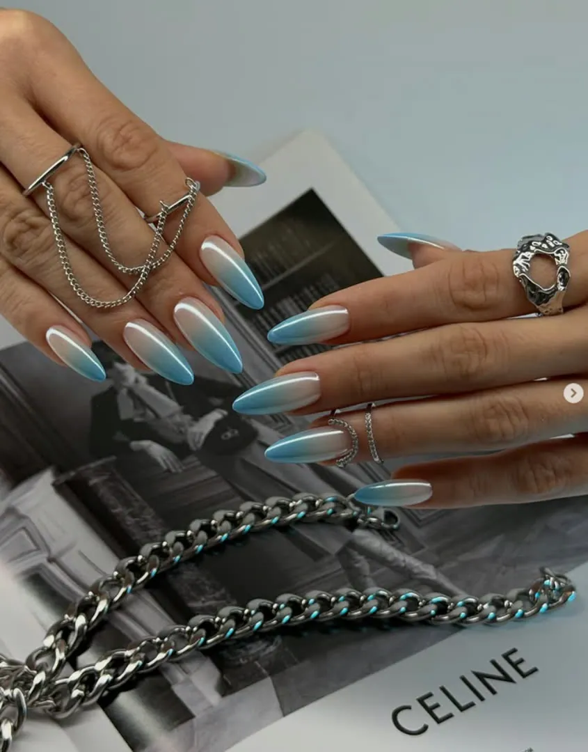 Gel extensions with long shape - View Spa Aventura